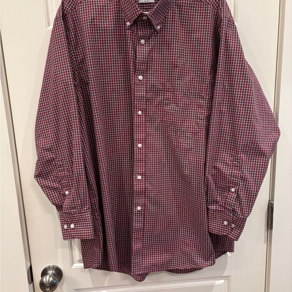 Izod Men's Red Plaid Button Down Shirt